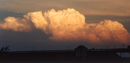 Gewitter-Wolken