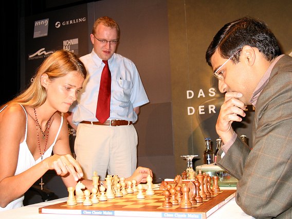 Viswanathan Anand, Carmen Kass